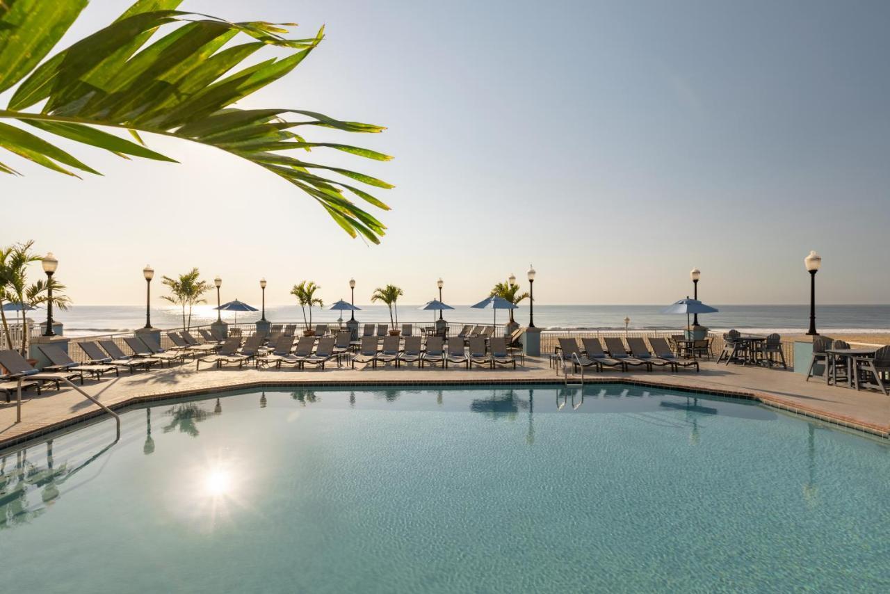 Holiday & By Ihg Resort